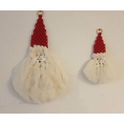 Pere noel en macramé et laine